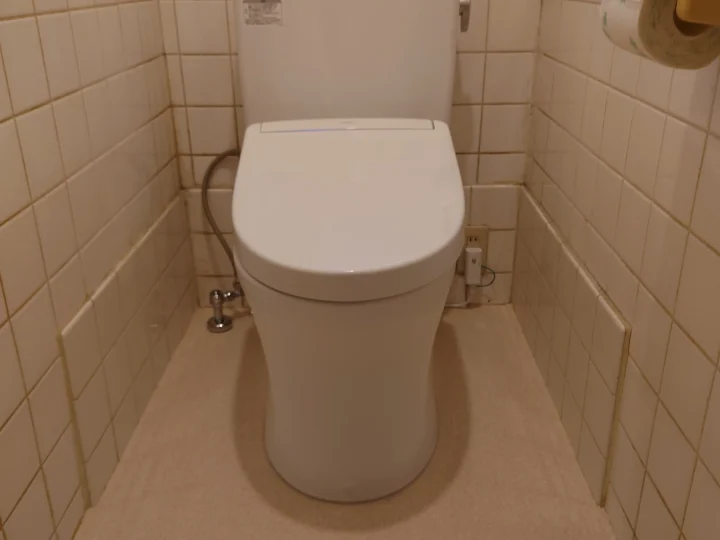 【岡山市南区H様邸】トイレ交換＆床張替え