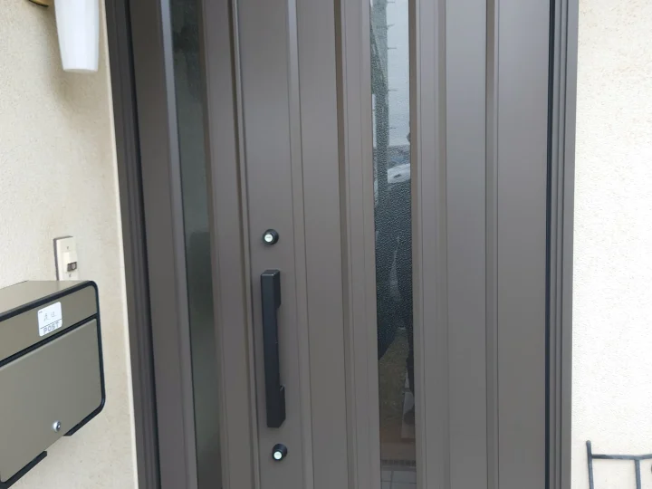 【岡山市南区W様邸】玄関ドア取替工事