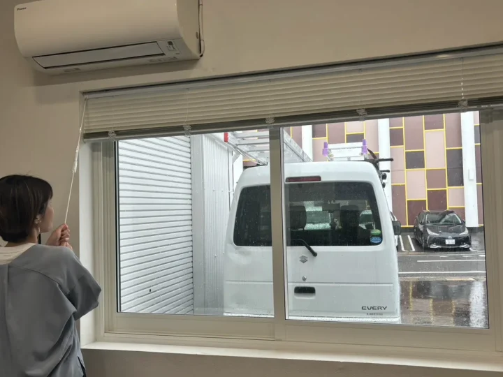 内窓リフォームでどれくらい静かになる？防音効果を実測データで公開！