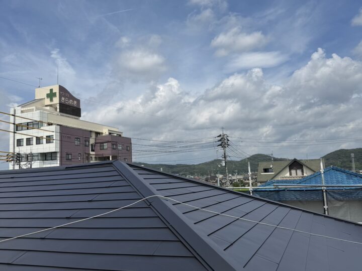 【岡山市中区】M様邸_屋根工事 カバー工法｜雨漏りがきっかけ